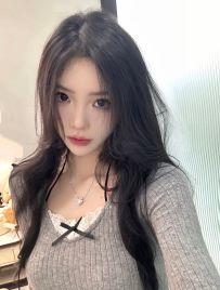 御姐辣妹兼職：166.D.22.48kg很淫蕩主動坐在你身上搖擺，