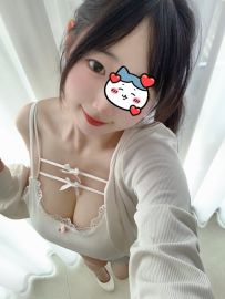 嬌小大奶：甜甜    160.E奶.47.20歲