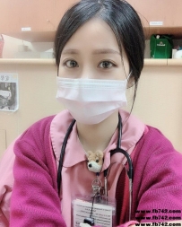 發現一枚隱藏版超仙小護士！雅妮 158.C.46.24歲