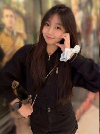 臺灣幼齒少婦月月 158 C 19歲 44kg長相甜美粉嫩穴緊實，