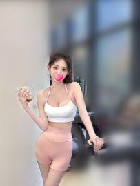 瑜伽教練：倩淼 165.D.48kg.24歲甜美氣質身材好