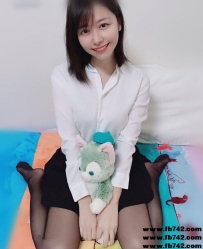 音樂老師:小小 158cm 47kg 30歲 C奶