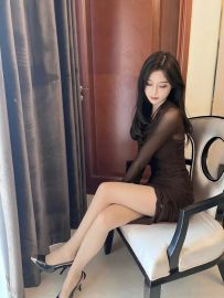 高雄輕熟女：心言 165.C.6kg 25歲身材曲線好 #小蠻腰口技好