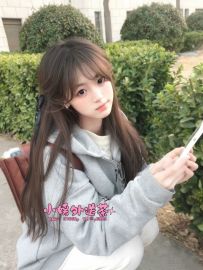 嬌小嫩妹初下海:佳佳 159 C+ 45kg