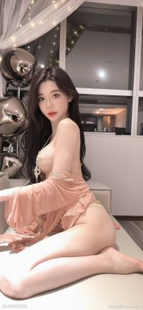 高雄超色正妹：芷婕 166 C 46 25歲雞雞大的 太持久的 很懂玩的都放馬過來