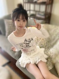 學生兼職：芸芸 155.39.C+.20歲安靜聽話型