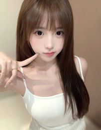 純慾小主播【小慾 162.47kg.C.20歲】