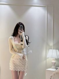 大奶OL 狐狸精 ：米樂166.D. 46.25歲長腿美女隱約帶有一絲騷味